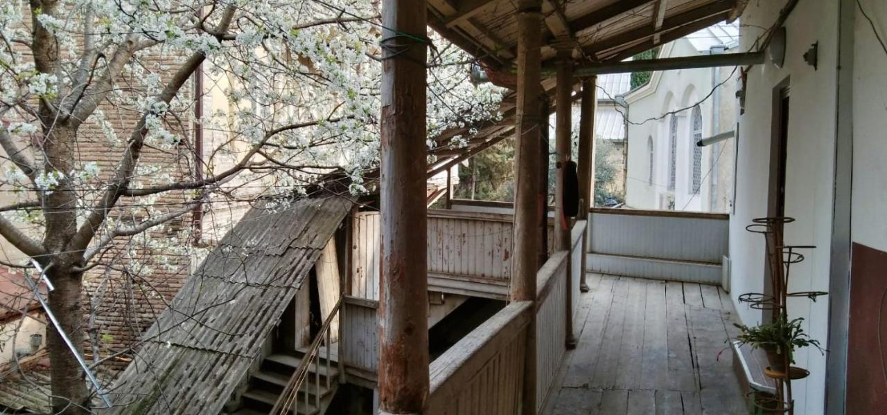 Apartment On Erekle Tbilisi Bagian luar foto